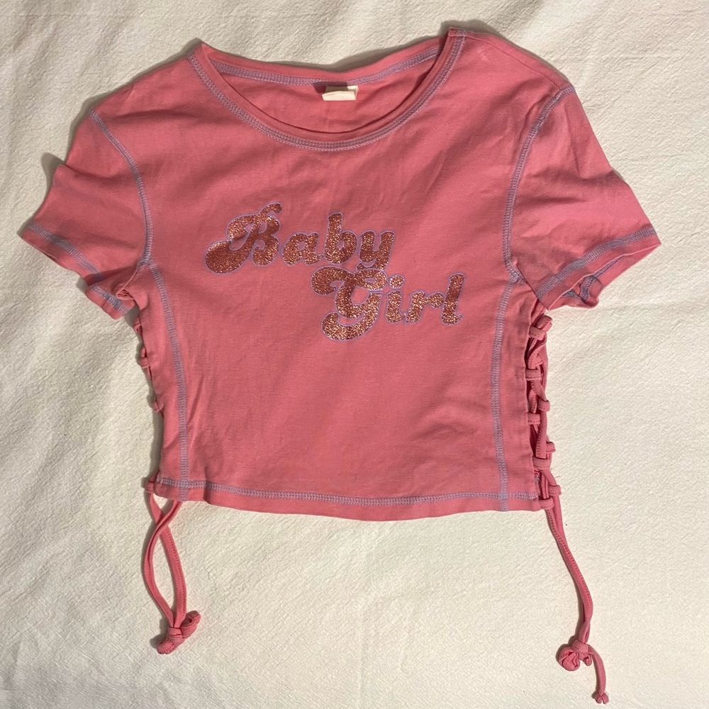 Urban Outfitters ‘Baby Girl’ Baby Tee With Lace Up Sides Size Medium